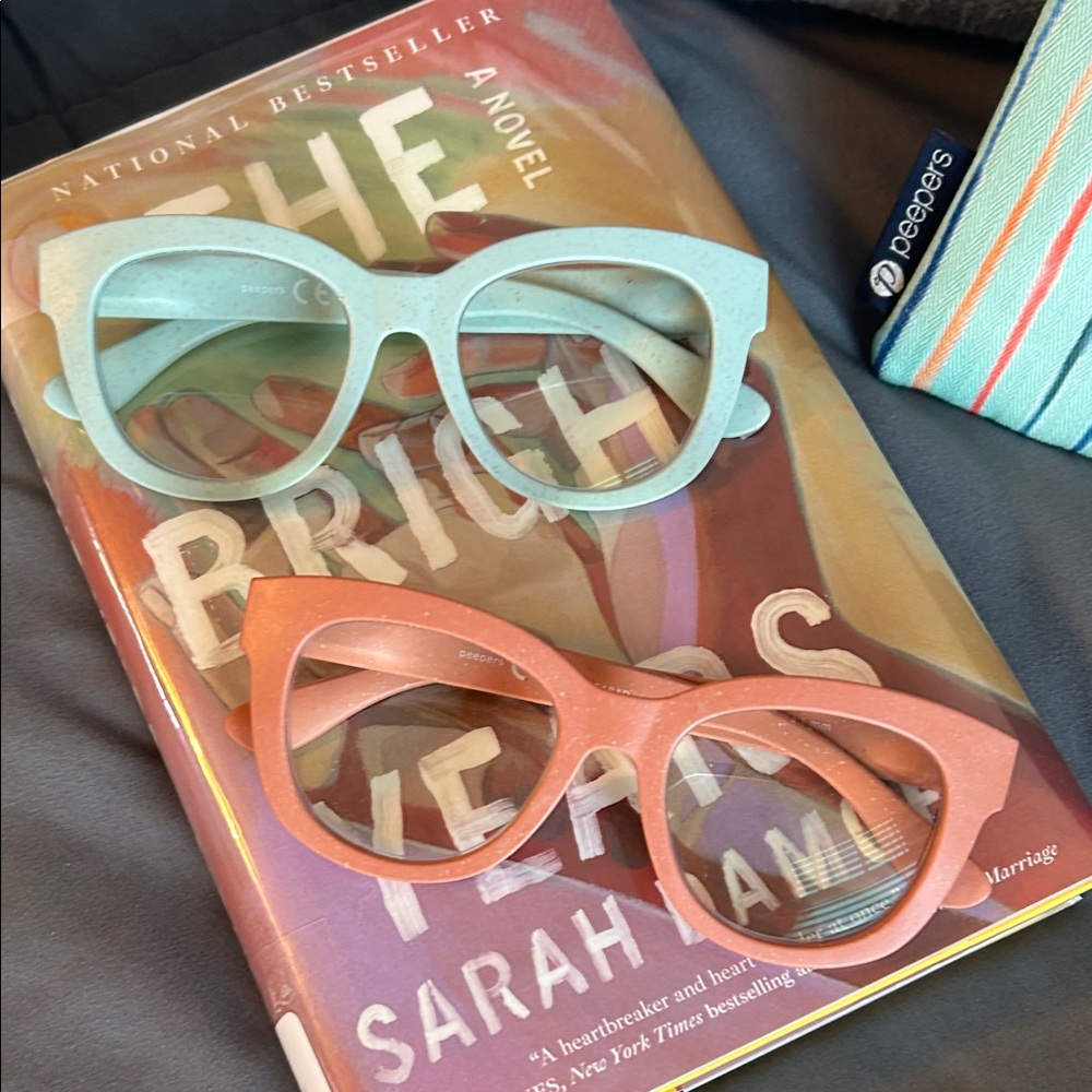Peepers Blue Light Reading Glasses Mint Green Peach Rose Pink 2.0 Cheaters Case - Picture 2 of 4